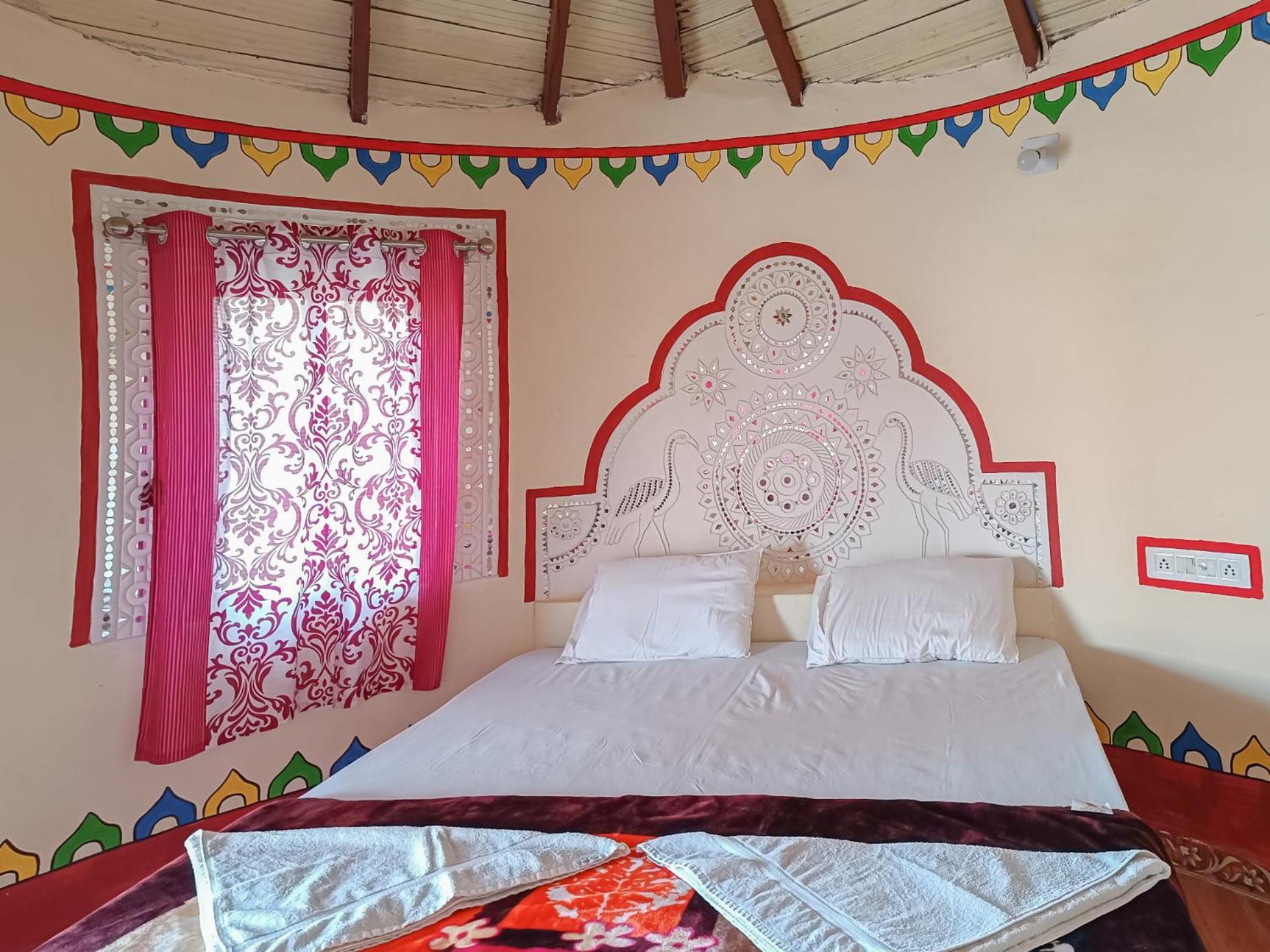 Dholavira Village Resort Exteriör bild