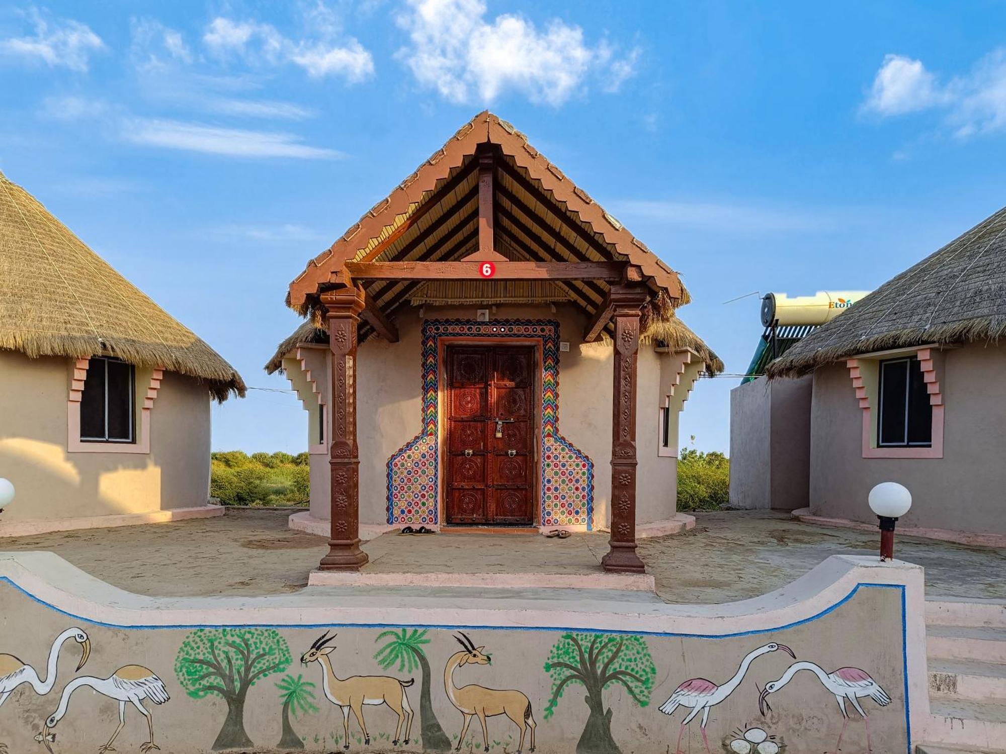 Dholavira Village Resort Exteriör bild